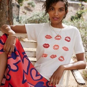 NWT Anthropologie Kisses Graphic Tee Size L Large
